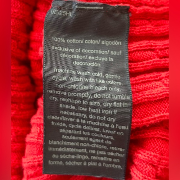 Tommy Hilfiger | Cotton Cable Ivy V-Neck Long Sleeve Knit Sweater Scarlet (M) - Picture 10 of 11
